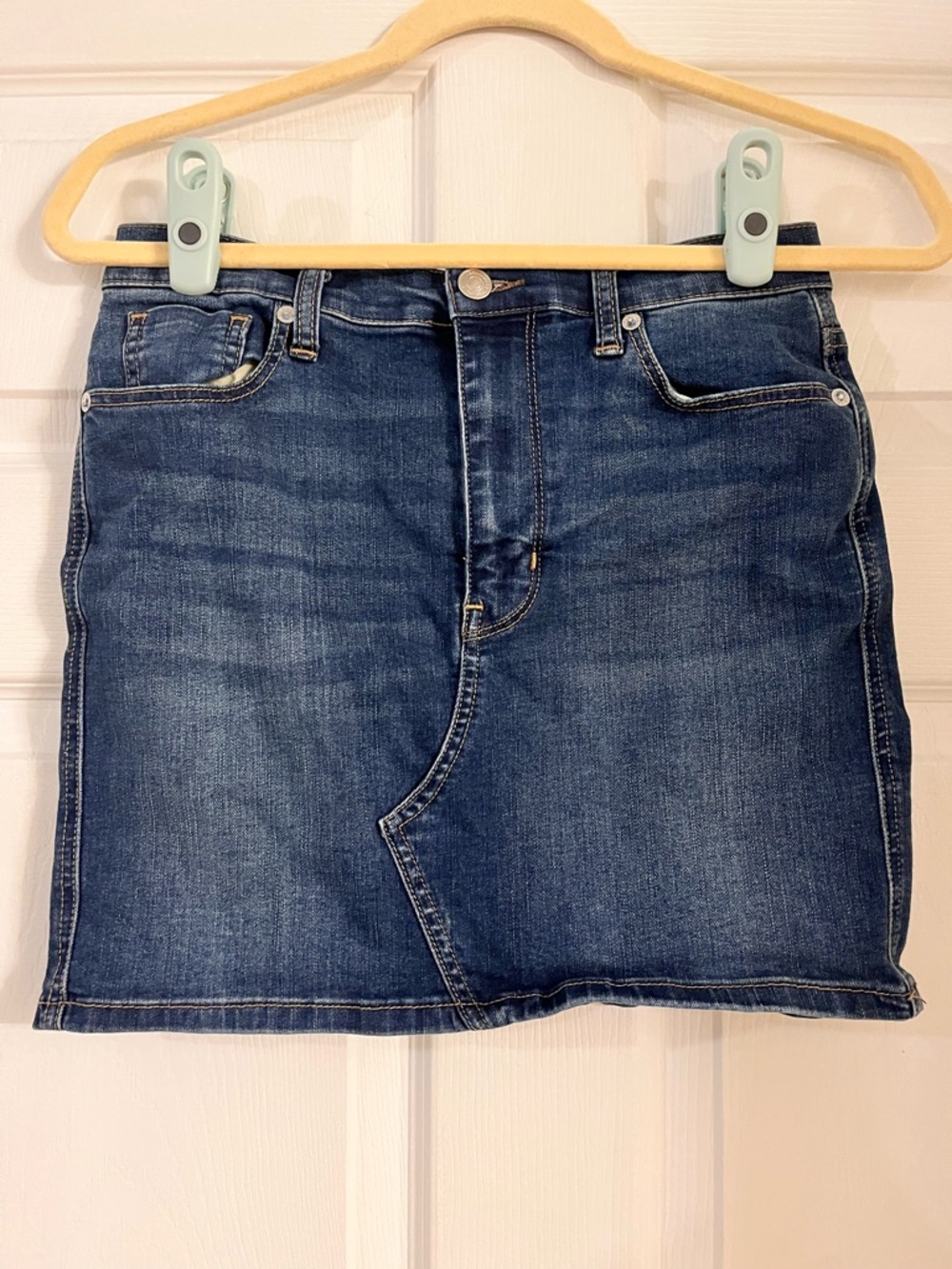 We The Free denim Jean miniskirt women’s size 28 short Free People